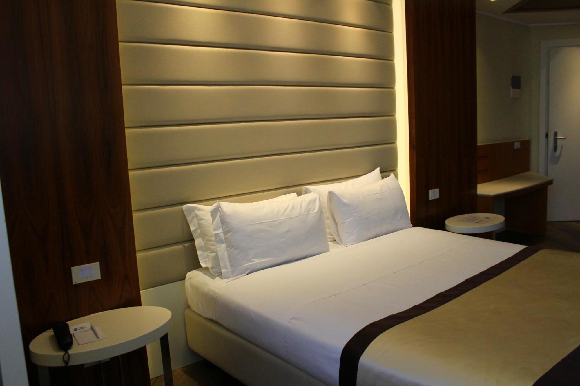 Best Western Mirage Hotel Fiera Paderno Dugnano Buitenkant foto