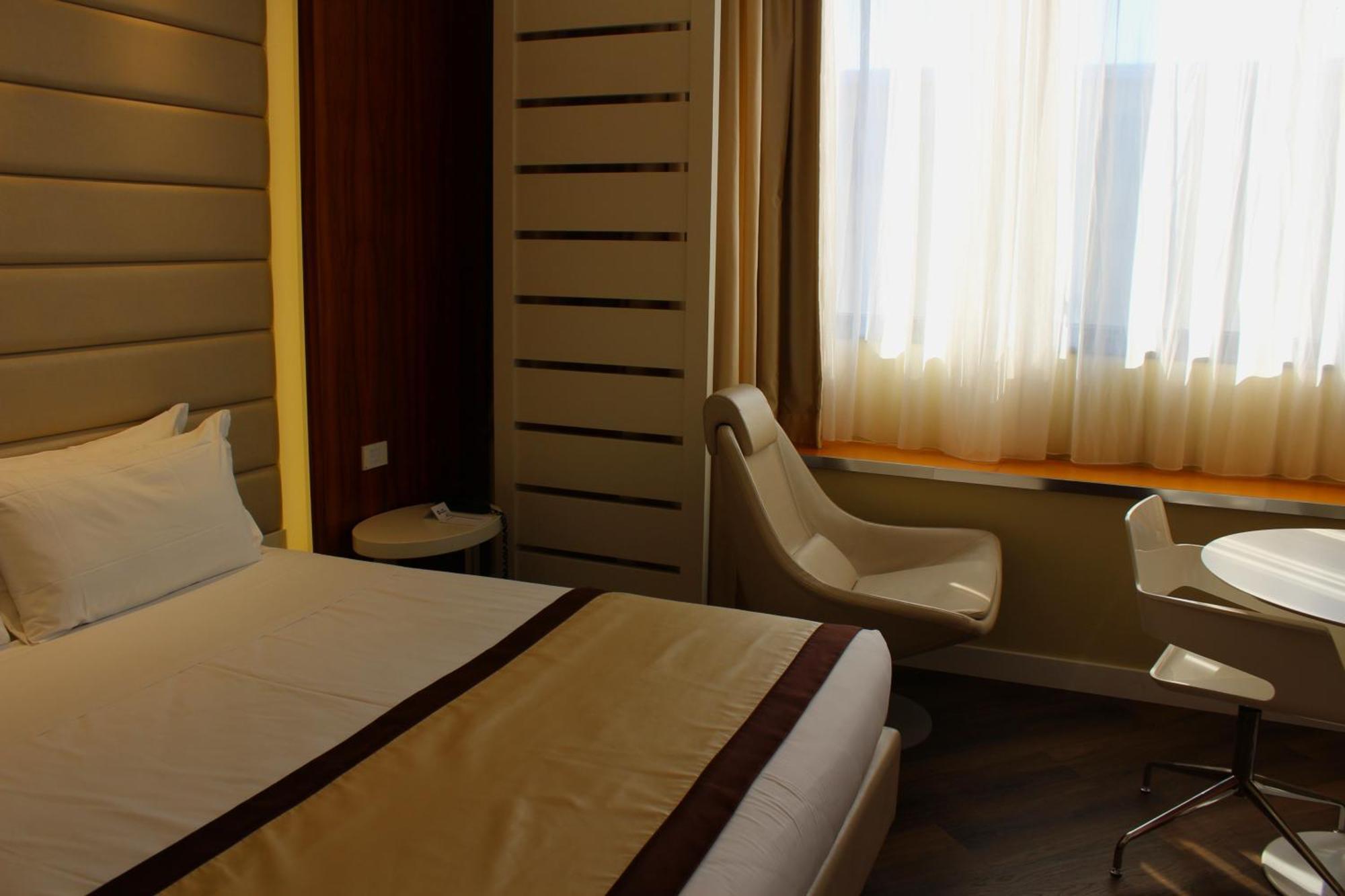 Best Western Mirage Hotel Fiera Paderno Dugnano Buitenkant foto