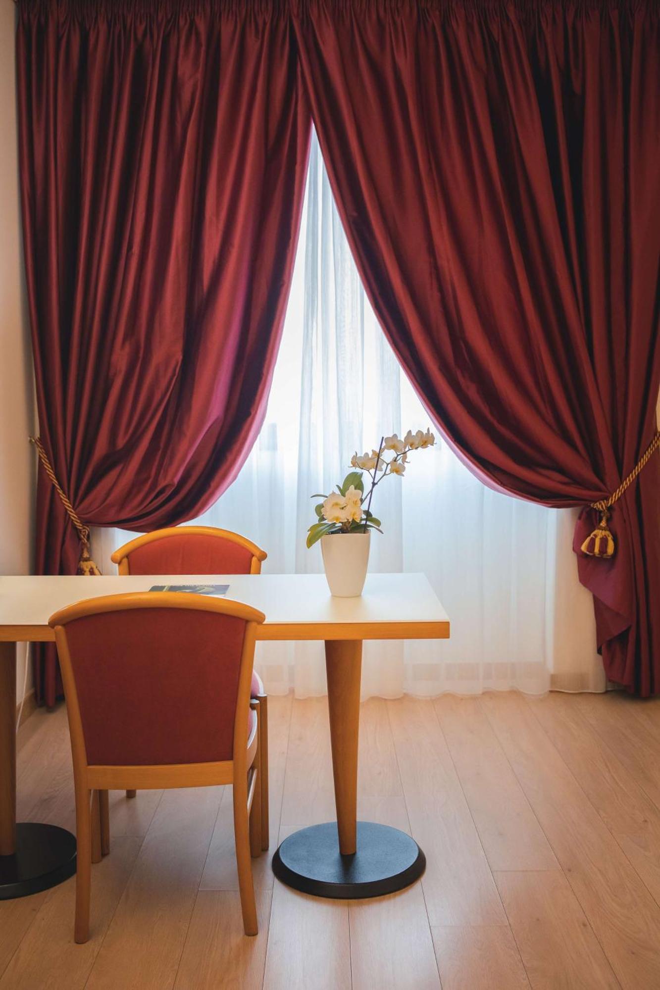Best Western Mirage Hotel Fiera Paderno Dugnano Buitenkant foto